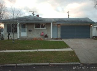 3715 Edgar St, Royal Oak, MI 48073