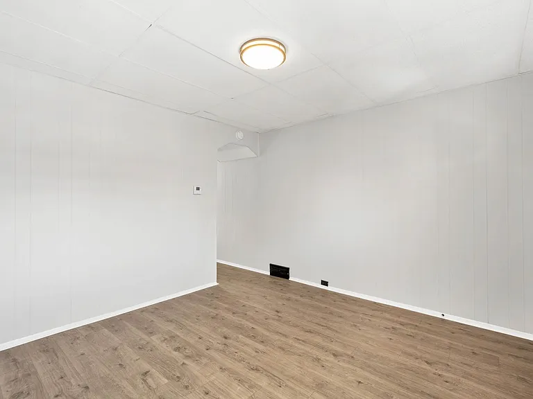 Realty Avenue Townhomes — Photo 16
