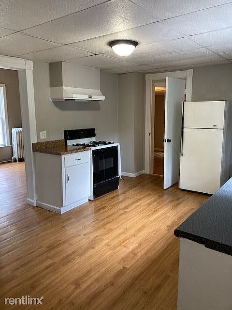 225 West 13th Street Apt. B Picture # 1