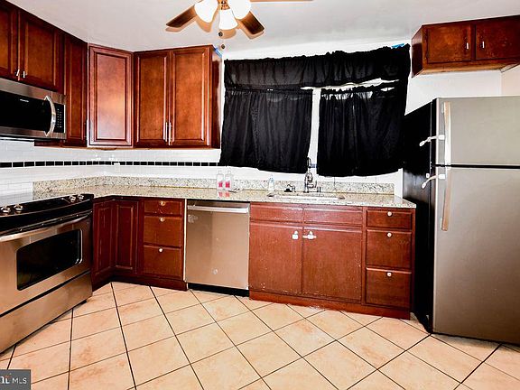 3rd image of 6700 Milltown Ct