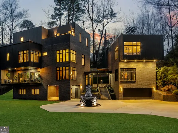 345 Pinecrest Rd NE, Atlanta, GA 30342