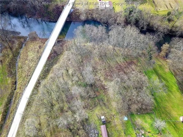 0 State Route 3 Rd, Seth, WV 25181