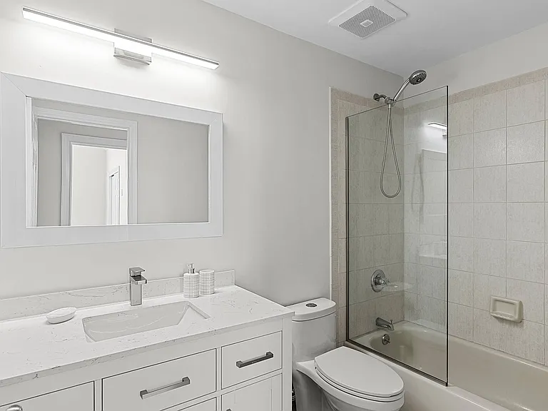 26 Squires Ave — Photo 17