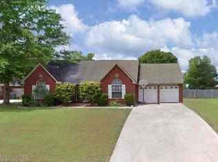 25425 Lakeland Dr, Loxley, AL 36551