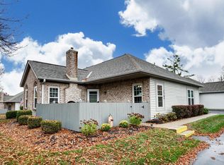 364 Villa Oaks Ln, Columbus, OH 43230