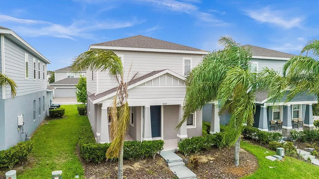 3 bed, 2.5 bath, 1881 sqft, $3,000 — Photo 1