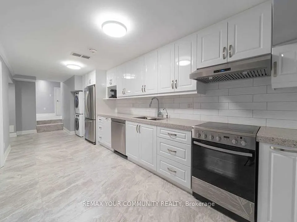 24 Sombrero Ct #LOWER
