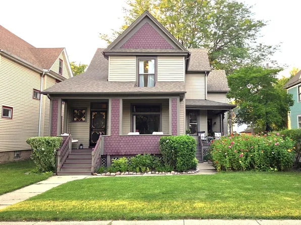 2626 Union St, Blue Island, IL 60406