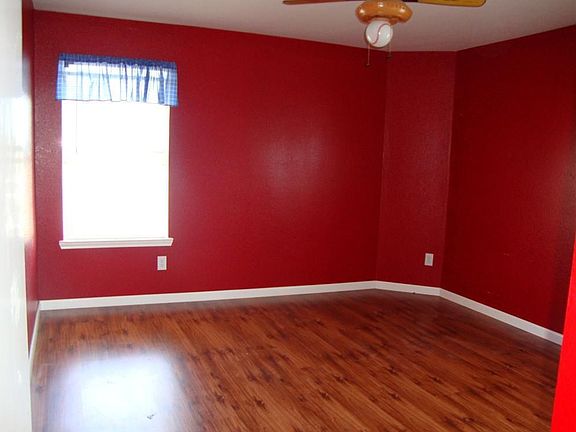 2nd bedroom upstairs