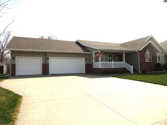 2nd image of 516 Randolph Rd