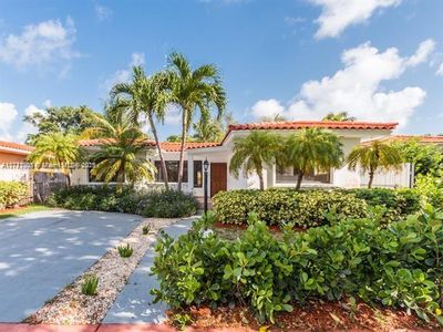 1329 71st St, Miami Beach, FL, 33141