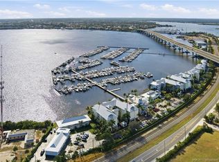 975 NW Flagler Ave APT 307, Stuart, FL 34994