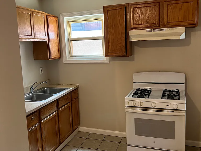 30 Center St #1 — Photo 19