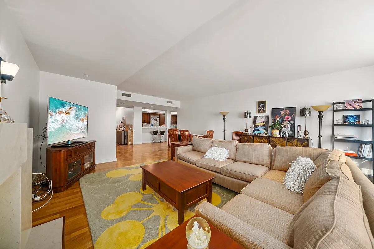 Building Photo - 920 Granite Dr