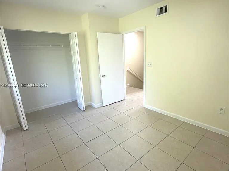 14020 NE 3rd Ct #5 — Photo 13