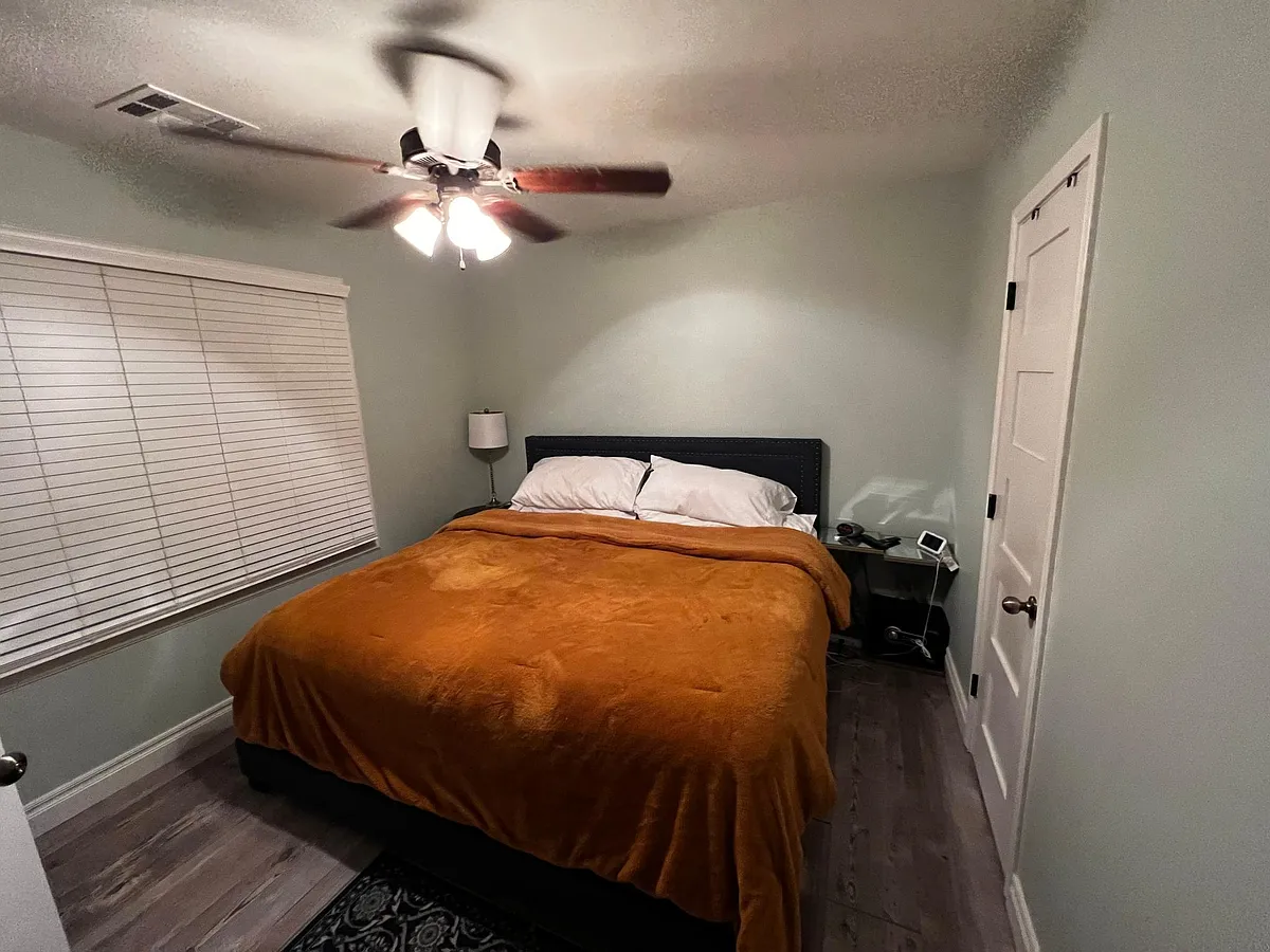 Bedroom - 213 E Ayers St