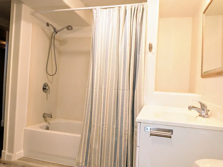 1539 S 300 E #LOWER LEVEL — Photo 9