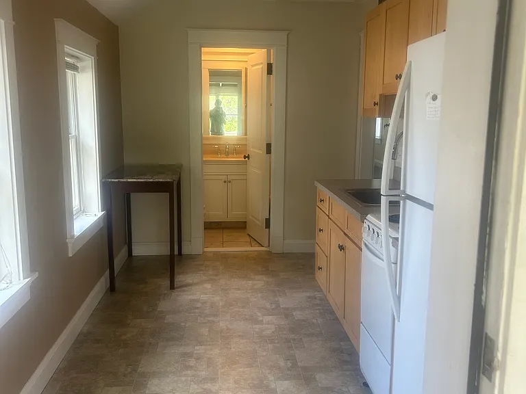 470 W Main St #3 — Photo 13