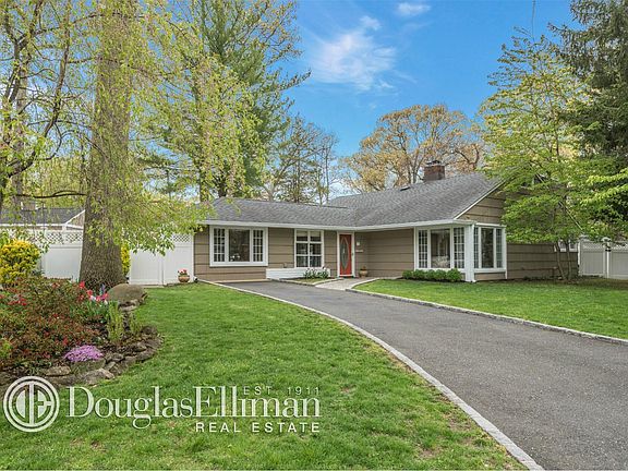 2nd image of 3 Hemlock Ln