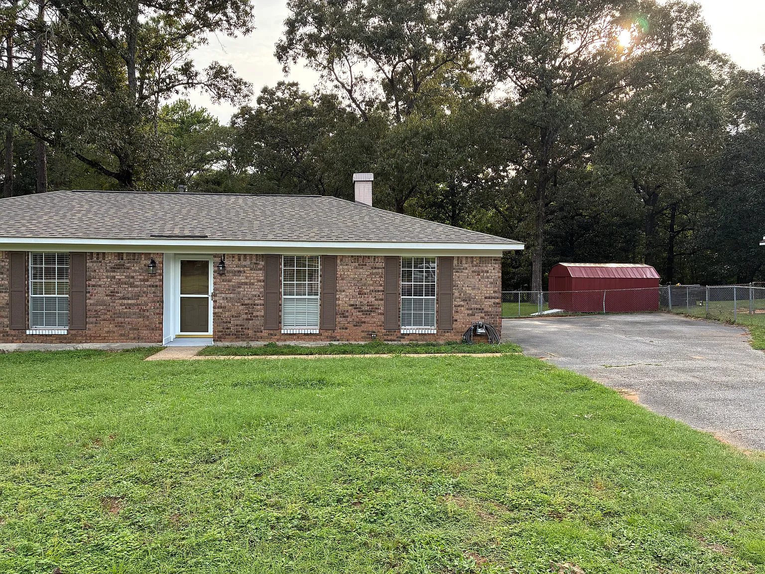 3 bed, 1584 sqft, $1,700 — Photo 2