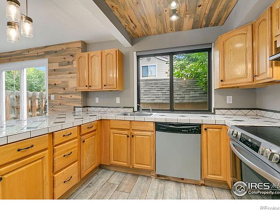 5th image of 3024 Ross Drive #21