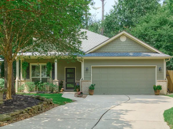 11359 Burning Tree Dr, Montgomery, TX 77356