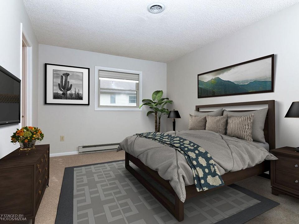 2 good size bedrooms