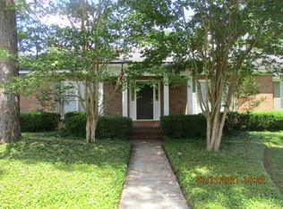 702 Partridge Dr, Albany, GA 31707