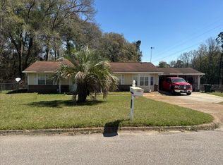 295 Crystal Dr, Ozark, AL 36360