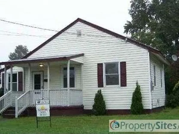 3104 Armistead Dr, Portsmouth, VA 23704