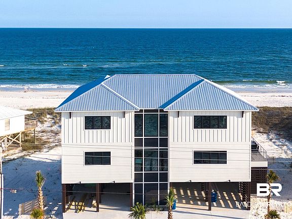 4th image of 2973 W Beach Blvd