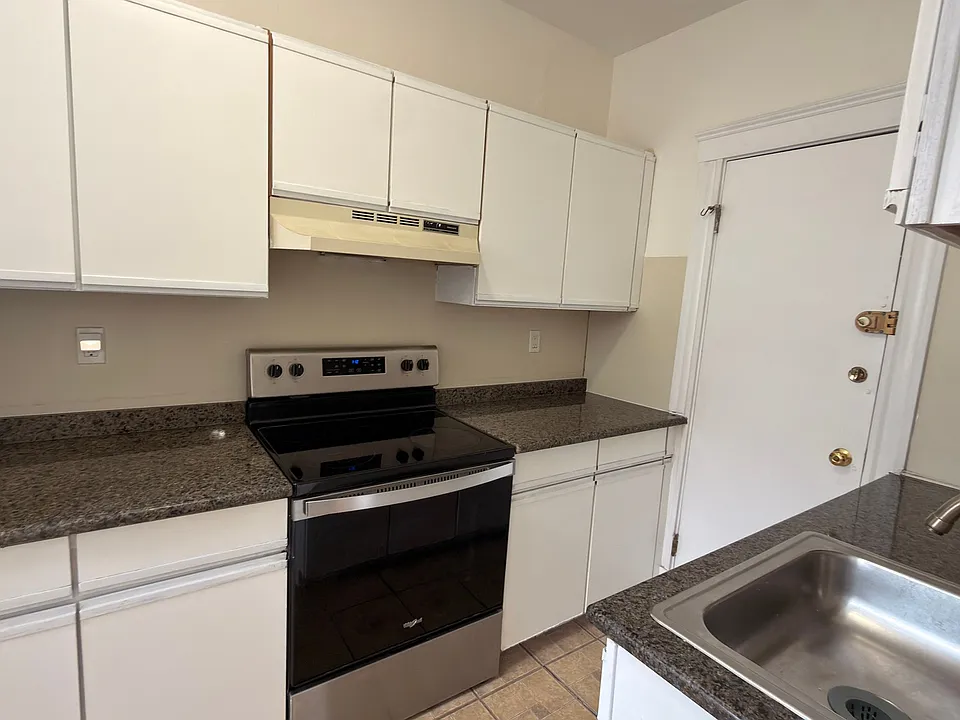 374 Chestnut Hill Ave #51D