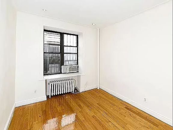 5th image of 332 E 71st St APT 1B
