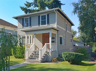 1322 Rucker Ave, Everett, WA 98201