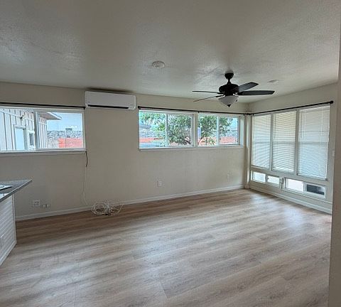 3rd image of 369 Lono Ave