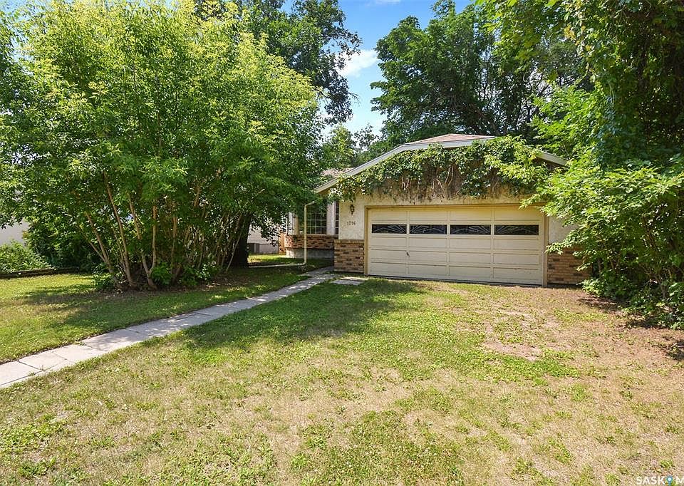 1st image of 1716 Kilburn AVENUE
