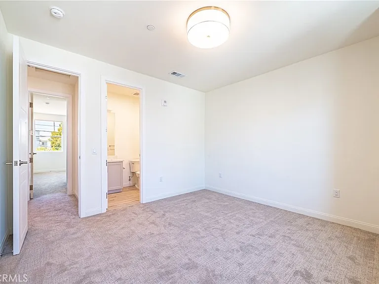 140 S New Ave #1 — Photo 23