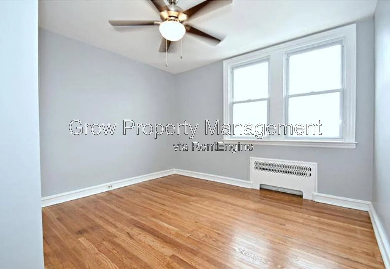 3 bed, 1.5 bath, 1080 sqft, $2,037 — Photo 3