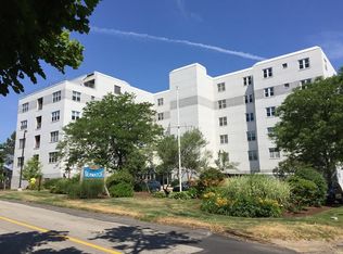 20 Rockland House Rd APT 202, Hull, MA 02045