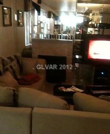 2nd image of 3871 W Irvin Ave
