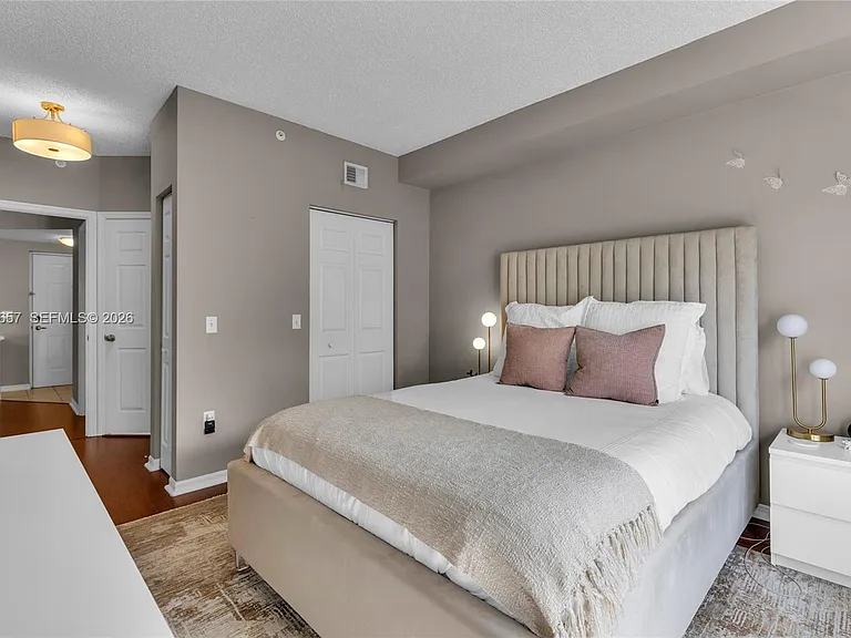 2309 Tuscany Way #2309 — Photo 14