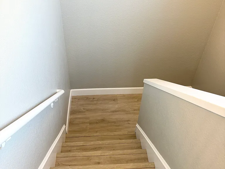1006 S Dewcrest Dr — Photo 9