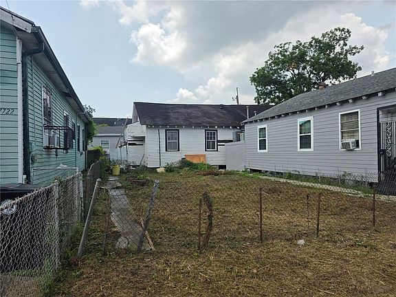2nd image of 7728 Forshey St