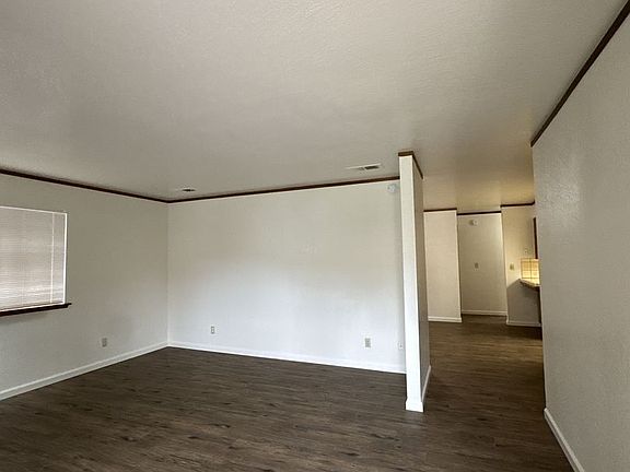 3rd image of 700-738 S Linwood Ave #4431-4445
