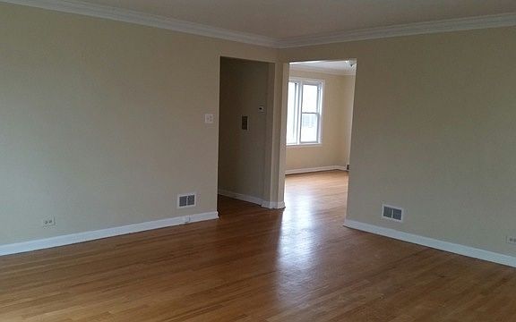 3rd image of 6207 N Richmond St #2