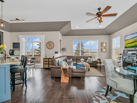 2nd image of 202 Goldenrod Dr #202