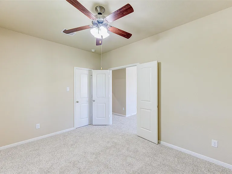 19306 Boulder Bay Ln — Photo 33