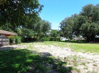 1935 NW 96th St, Miami, FL 33147