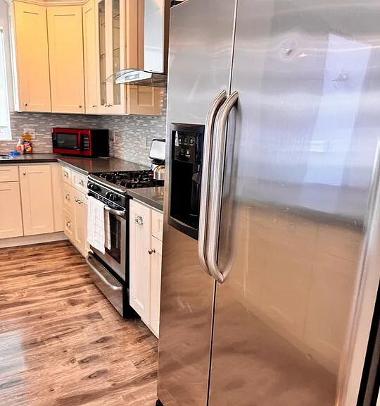 7311 Gaviota St — Photo 23