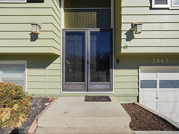 4th image of 2062 Tecumseh Rd